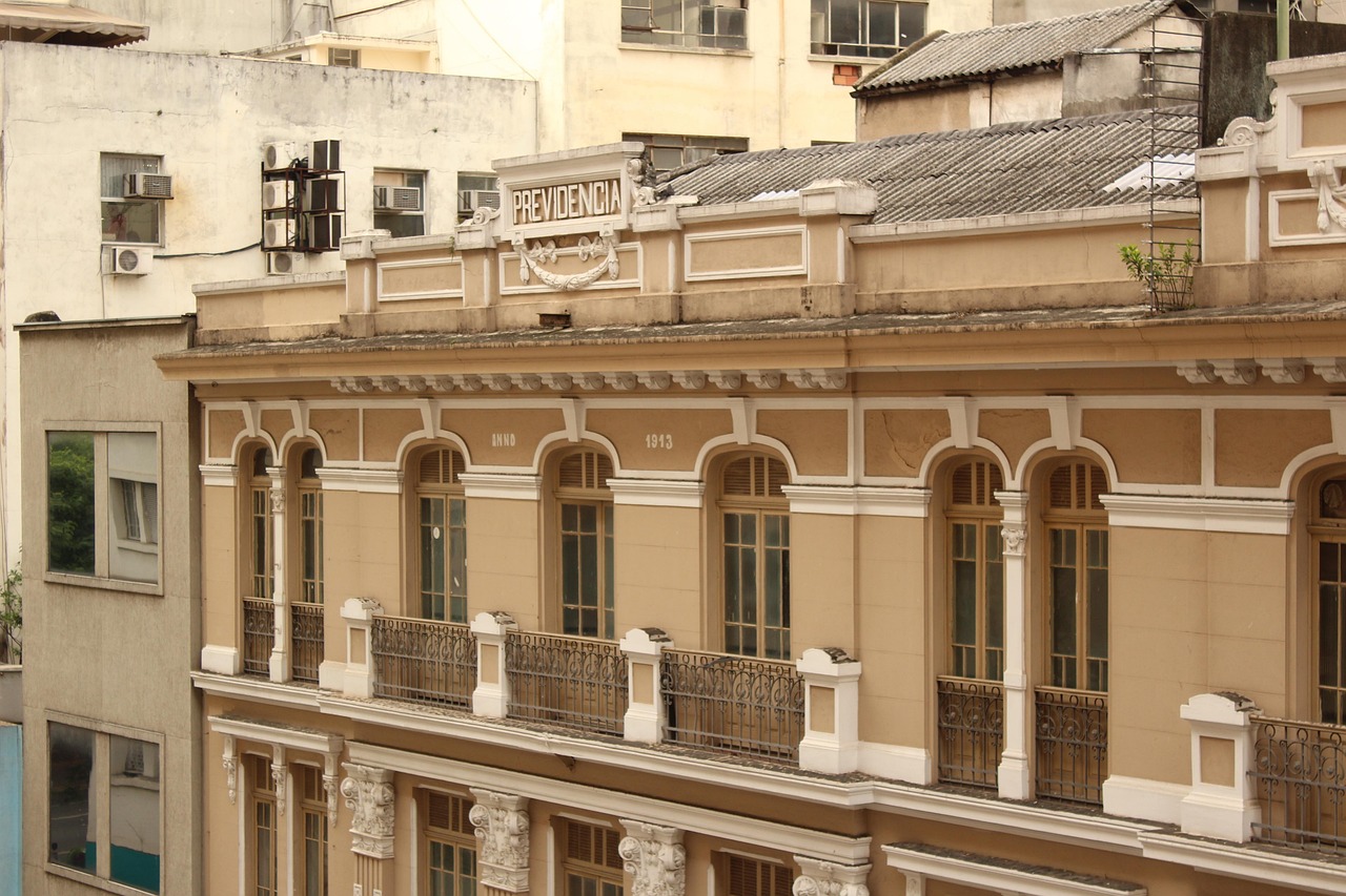 网站代实名实名账号:代理牌照怎么注册