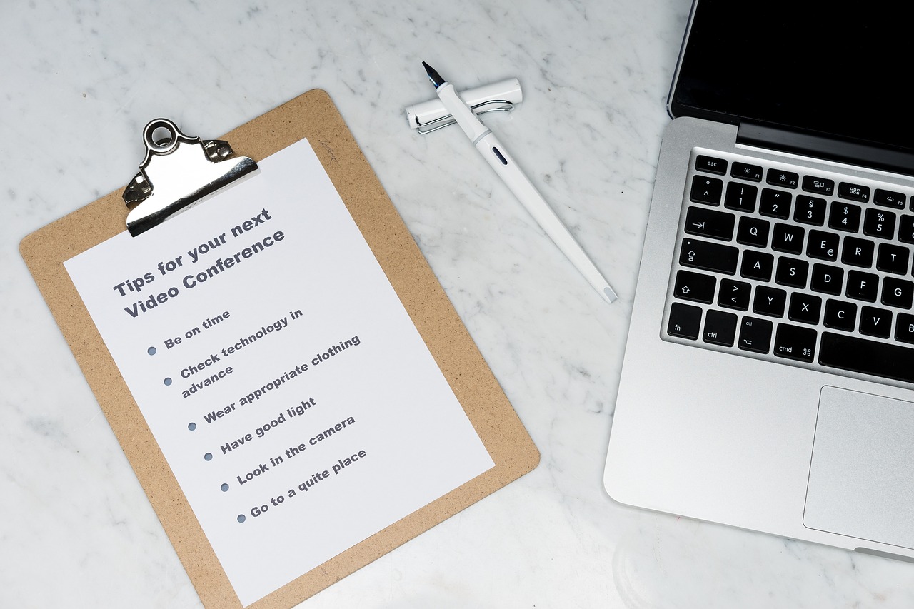 依云注册京东实体账号要钱吗